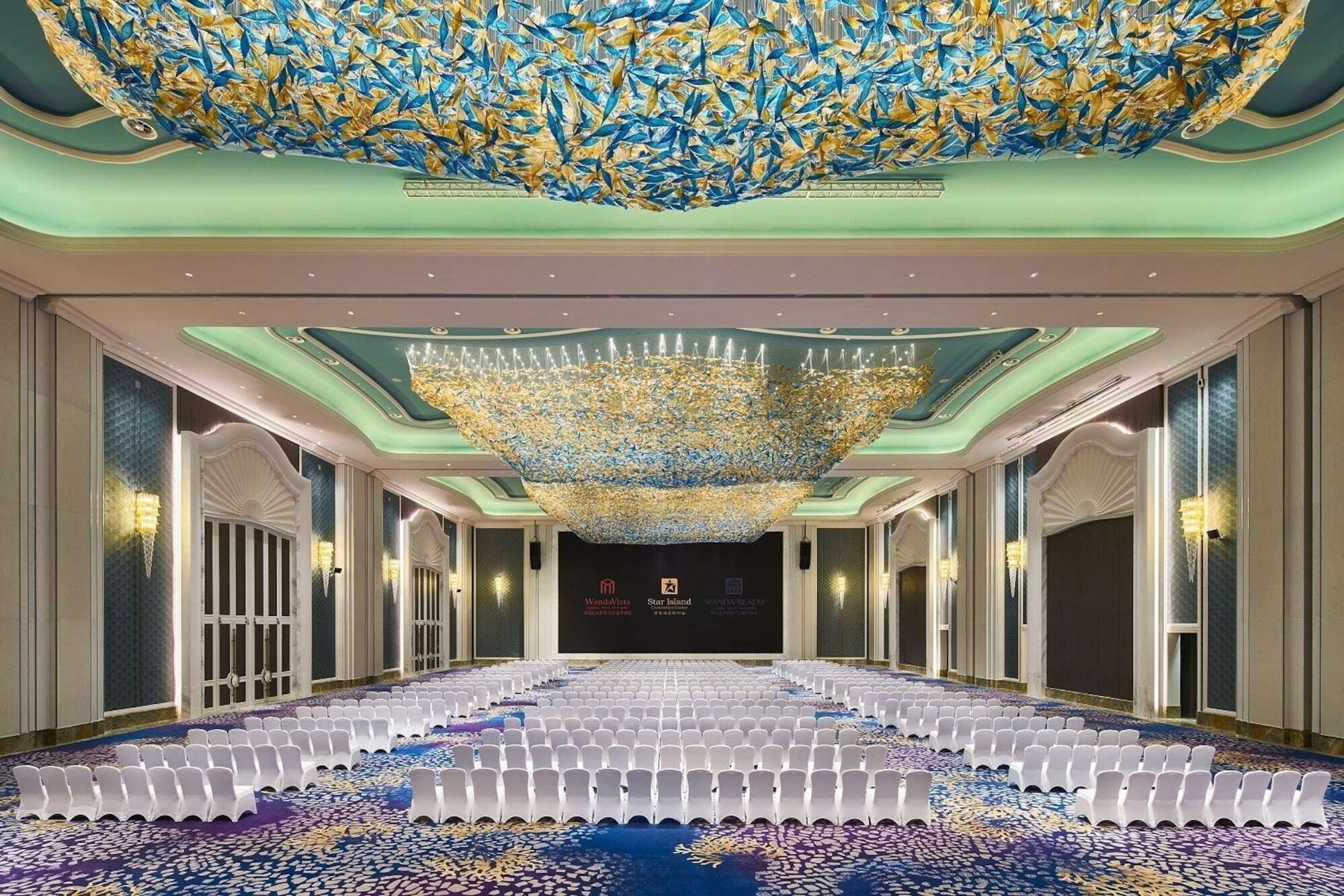 فندق Wanda Realm Qingdao Movie Metropolis المظهر الخارجي الصورة